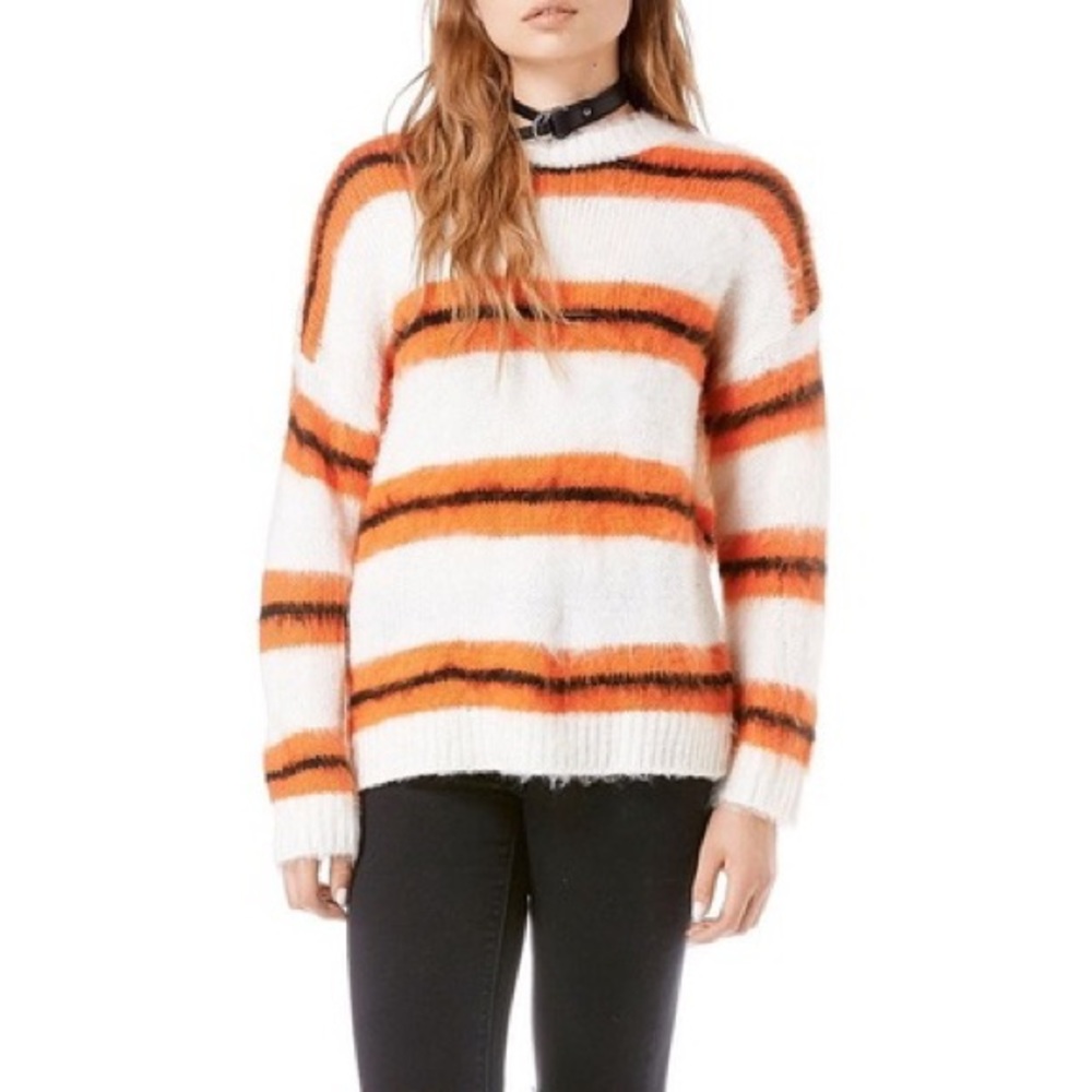 UNIf Frances Sweater